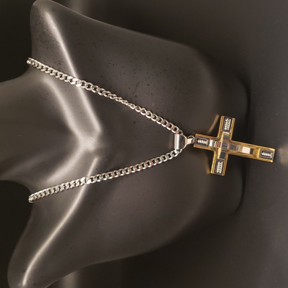 STAINLESS STEEL CROSS NECKLACE (3For$15)